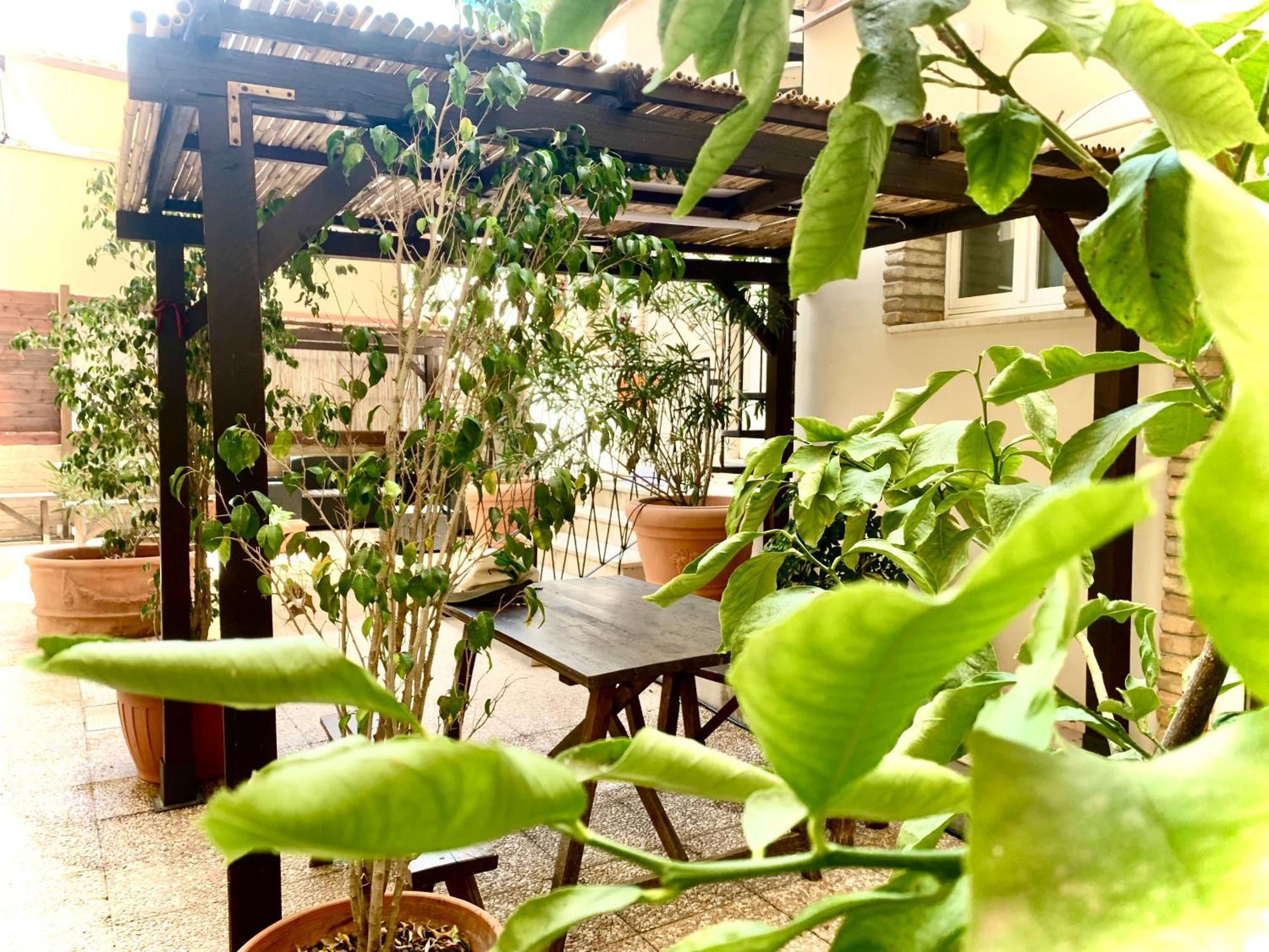 Apartamento Oasi Urbana Con Terrazza E Vista Cagliari Exterior foto